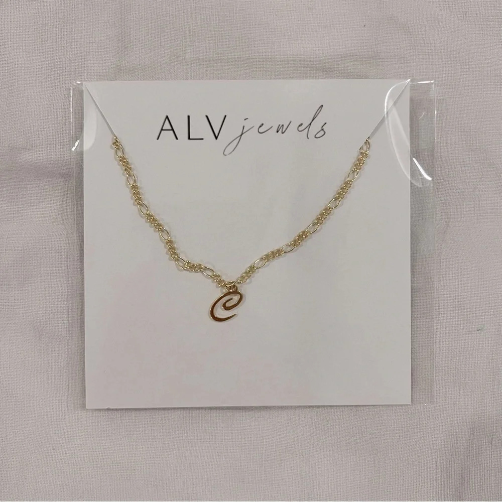 ALV Jewels SCRIPT ON FIG NECKLACE - Letter C